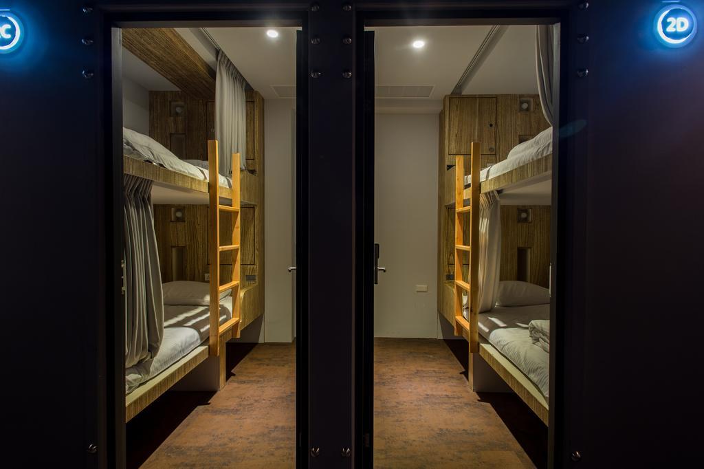 Just Walk Backpacker Hostel Хуалянь Номер фото